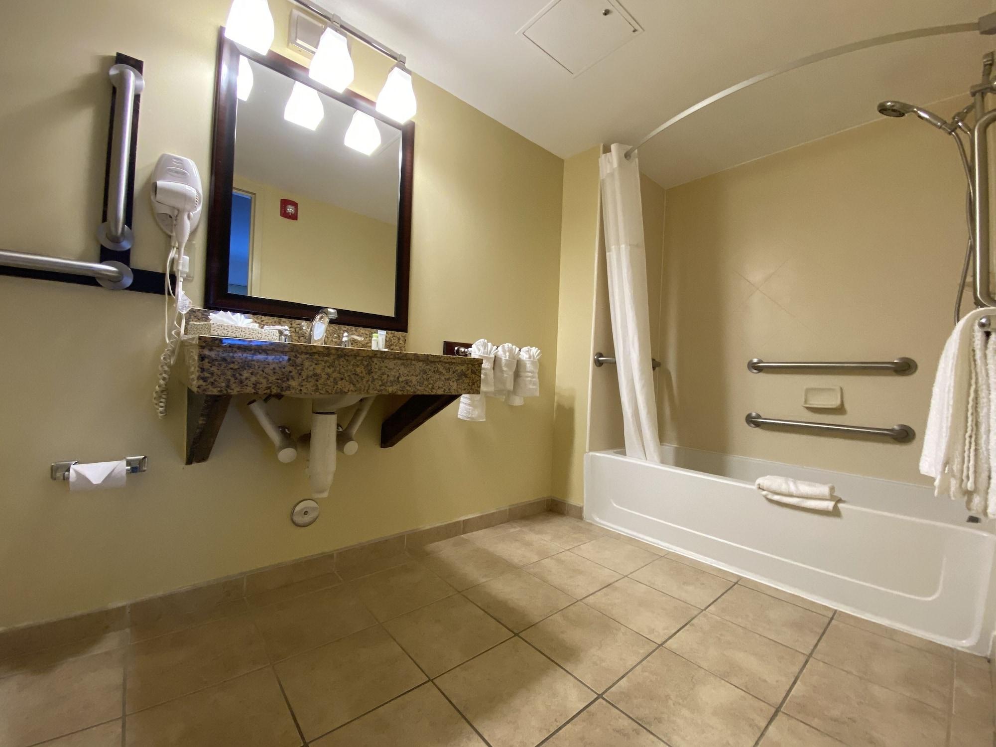 Inn Quality Flamingo 3*